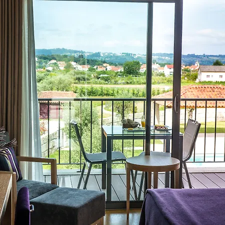 Madre De Agua Rural De Charme