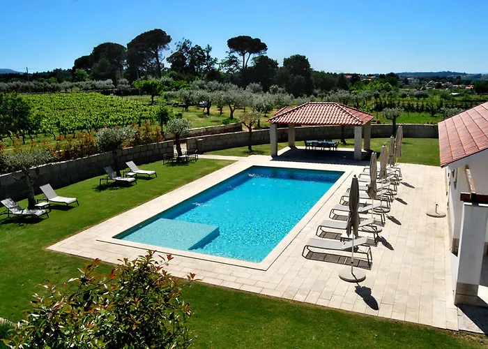 Hotel Madre De Agua Rural De Charme 4*